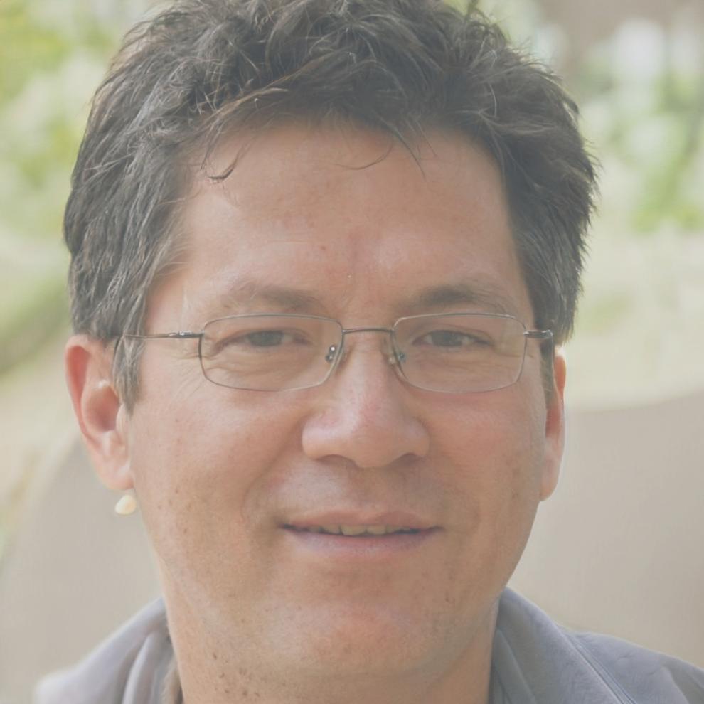 Financial mentor Michael Chen